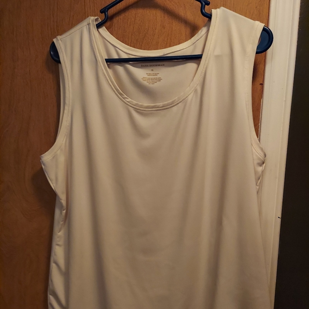 Sleeveless blouse